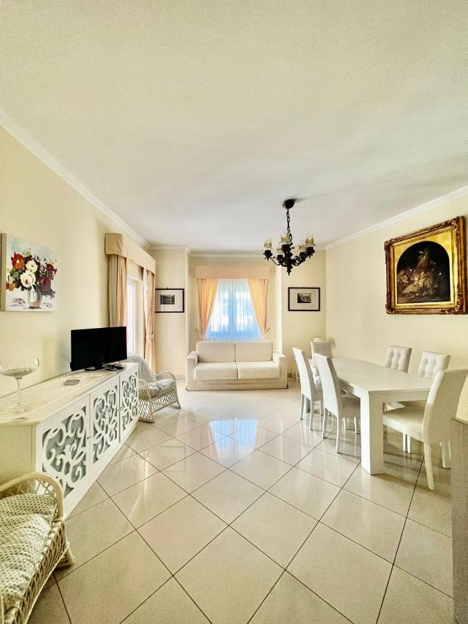 Short-Lets D33, Part Of The House Is Available For Short-Term Rentals In Sorrento Center Buitenkant foto