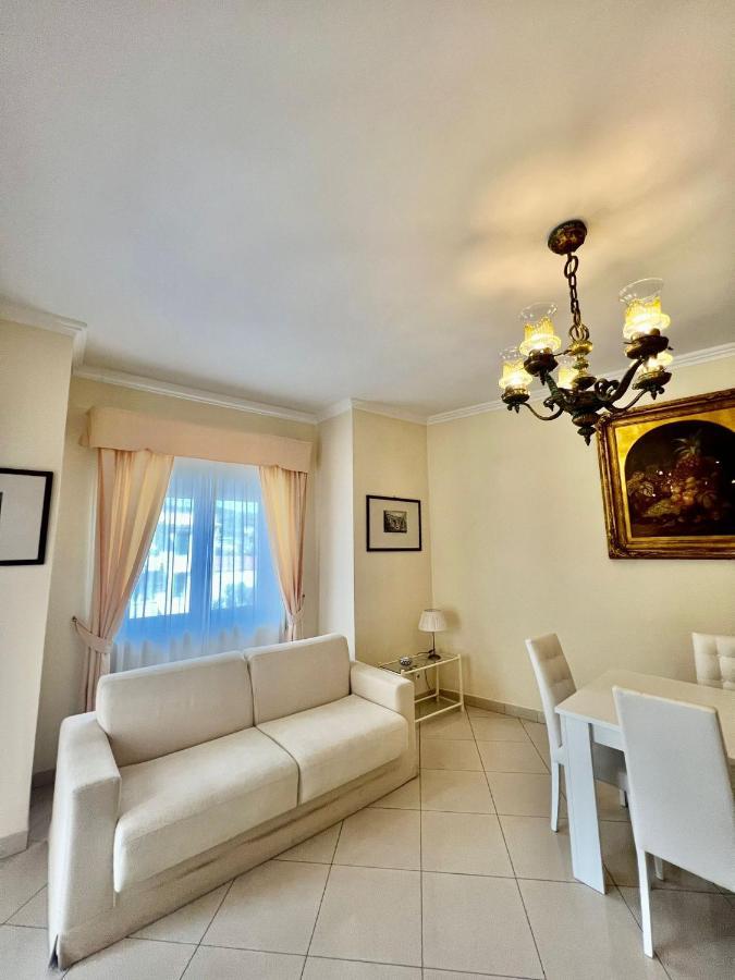 Short-Lets D33, Part Of The House Is Available For Short-Term Rentals In Sorrento Center Buitenkant foto