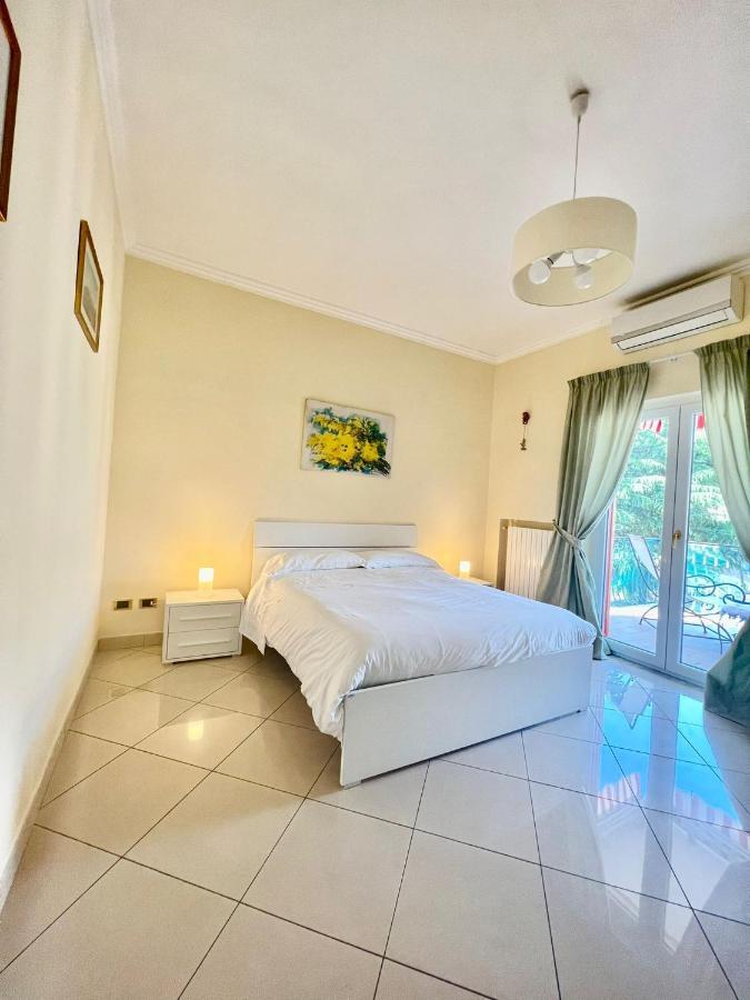 Short-Lets D33, Part Of The House Is Available For Short-Term Rentals In Sorrento Center Buitenkant foto